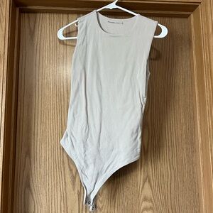 Abercrombie & Fitch Light Gray Sleeveless Bodysuit